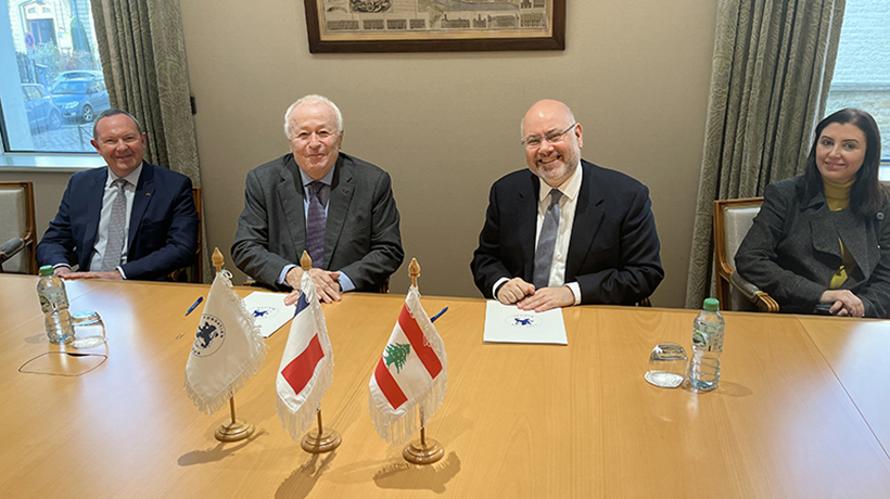 From left to right : Jean-Pierre Bosser, Director General of the Mérieux Foundation, Alain Mérieux, President of the Mérieux Foundation, Dr. Firas Abiad, Lebanon's Minister of Public Health, Dr. Nadeen Hilal, senior consultant in internal medicine and rheumatology at the Lebanon's Ministry of Public Health